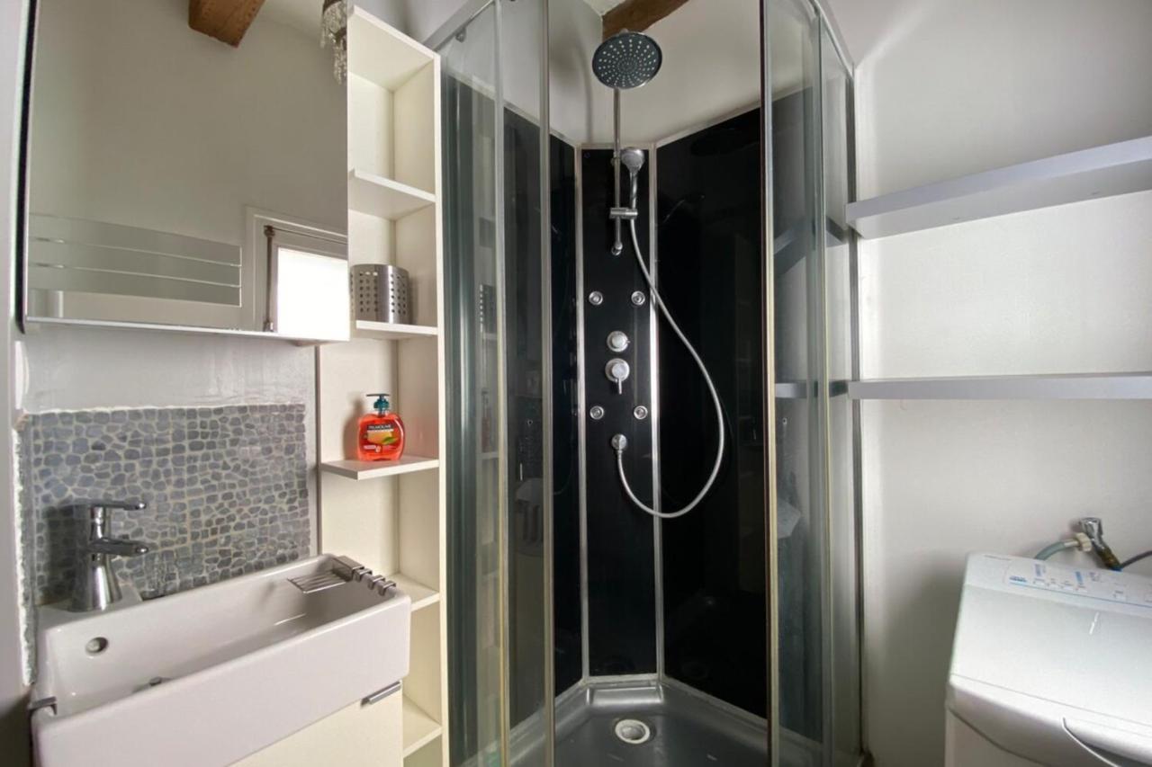 Typical Apartment In The Heart Of The City With Wifi Tours Zewnętrze zdjęcie