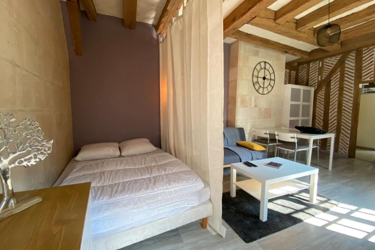 Typical Apartment In The Heart Of The City With Wifi Tours Zewnętrze zdjęcie