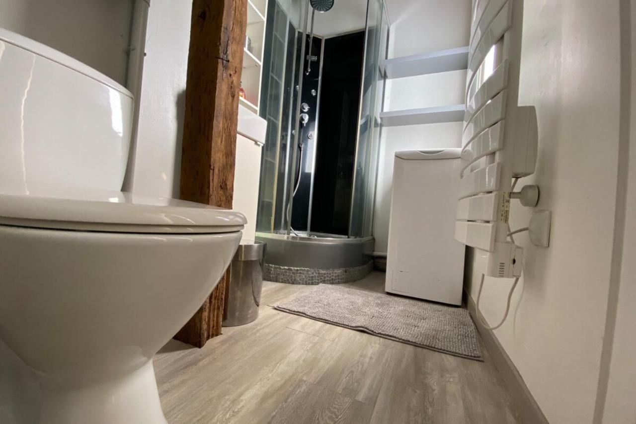 Typical Apartment In The Heart Of The City With Wifi Tours Zewnętrze zdjęcie