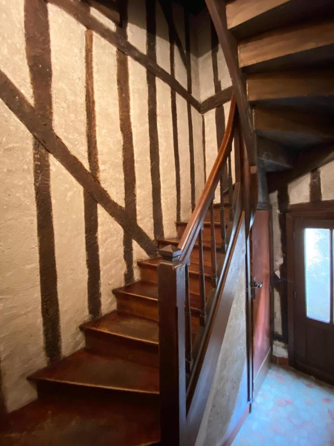 Typical Apartment In The Heart Of The City With Wifi Tours Zewnętrze zdjęcie
